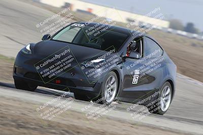 media/Oct-19-2025-Speed Ventures (Sun) [[a6e7fe67be]]/TC B/Session 2 (Outside Grapevine)/